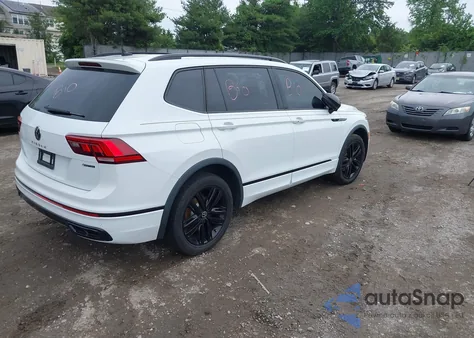 2022 Volkswagen Tiguan 2.0T Se R-Line Black from USA, damaged, VIN 3VV8B7AX8NM006023